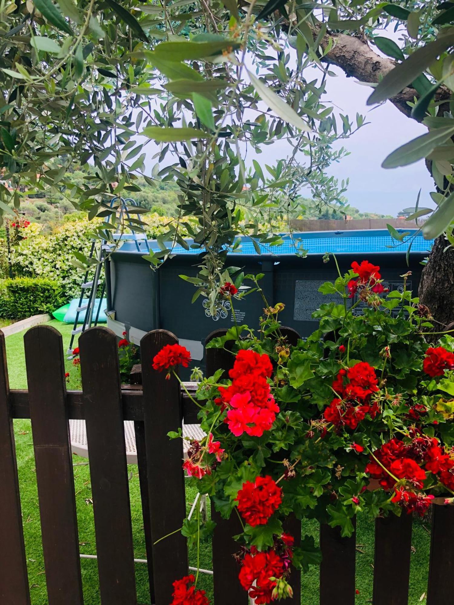Le Jardin Sur Mer Avec Bike Et Mtb Tour 호텔 임페리아 외부 사진